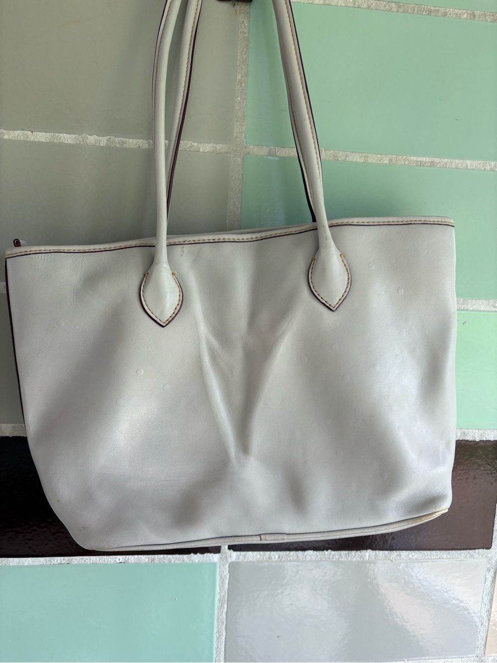 Dooney and Bourke Women's White Leather Tote Bag with Front Zip Pocket - Picture 2 of 16